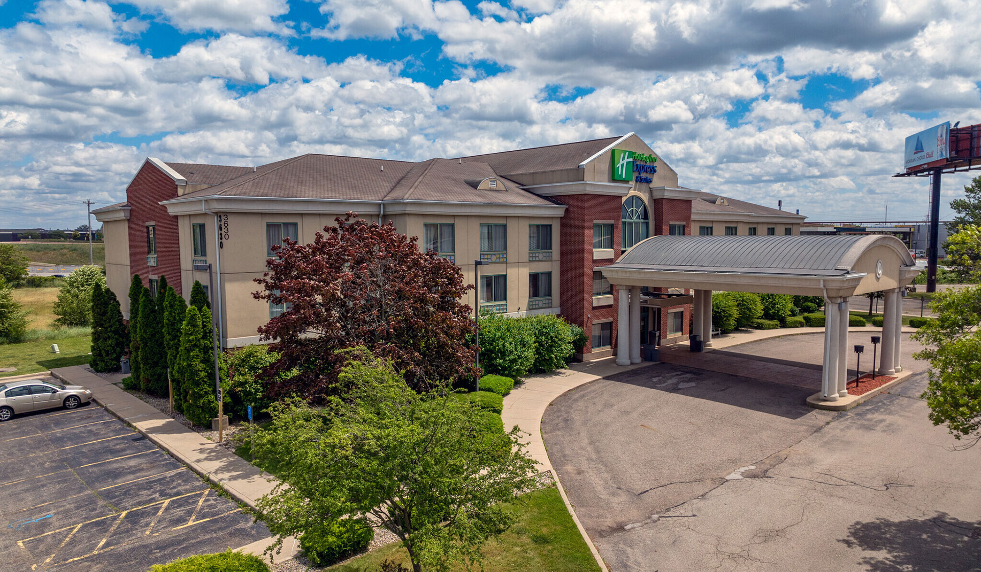 Holiday Inn Express & Suites Kalamazoo